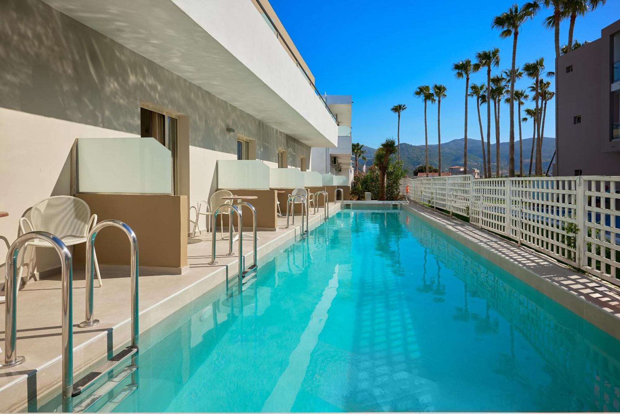 Bay & Hotel 4*