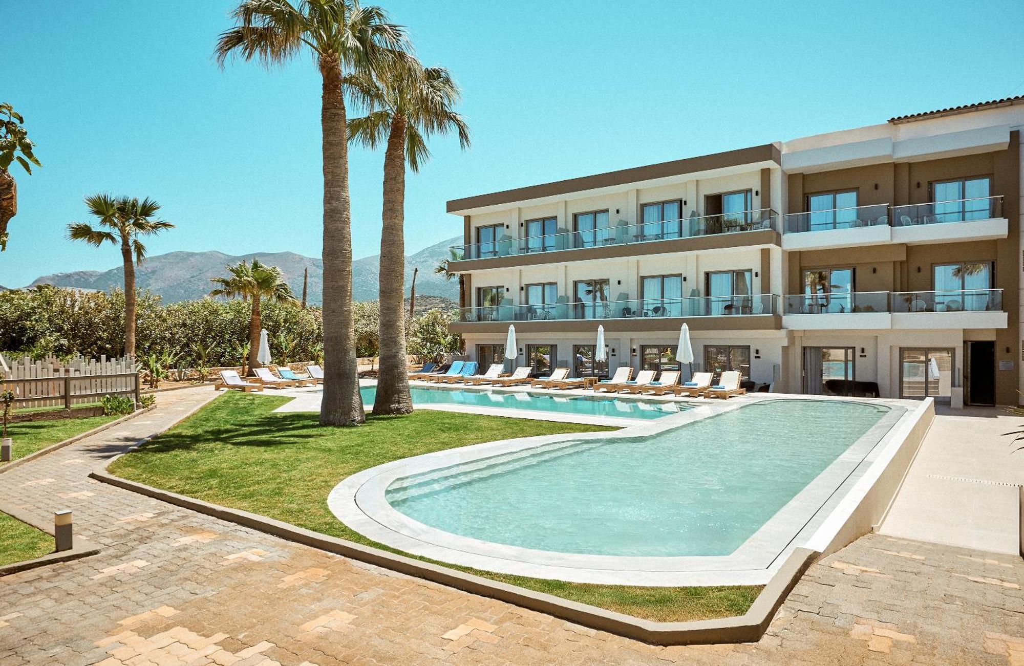 Bay & 4* Malia