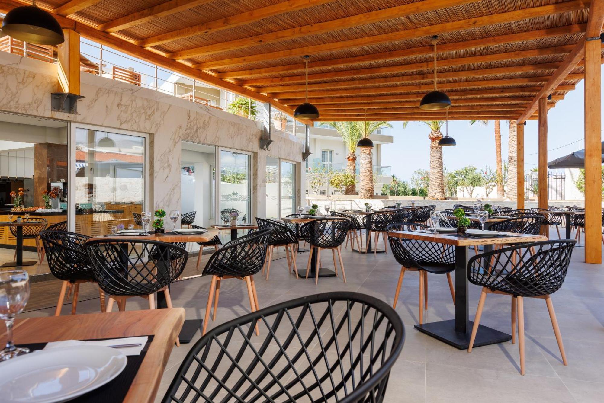 Bay Hotel&bungalows Malia