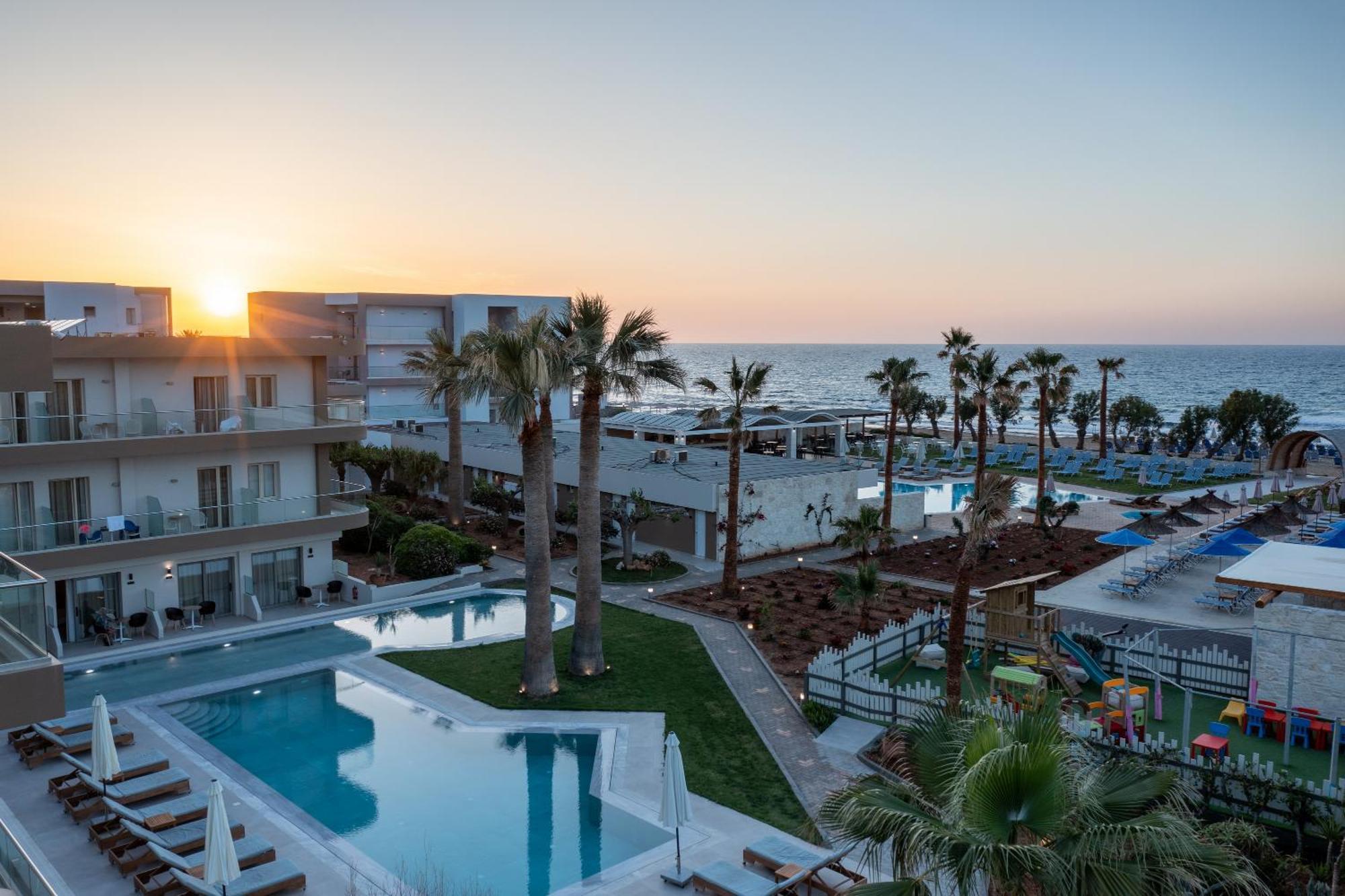 Bay Hotel&bungalows 4*
