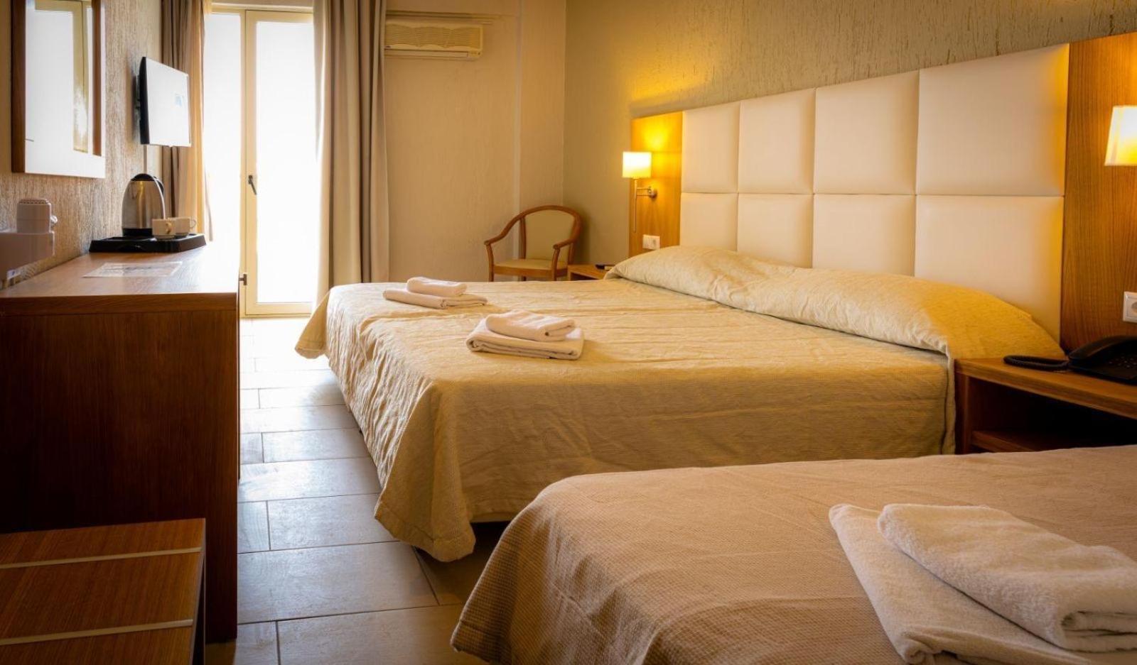 Bay & 4* Malia