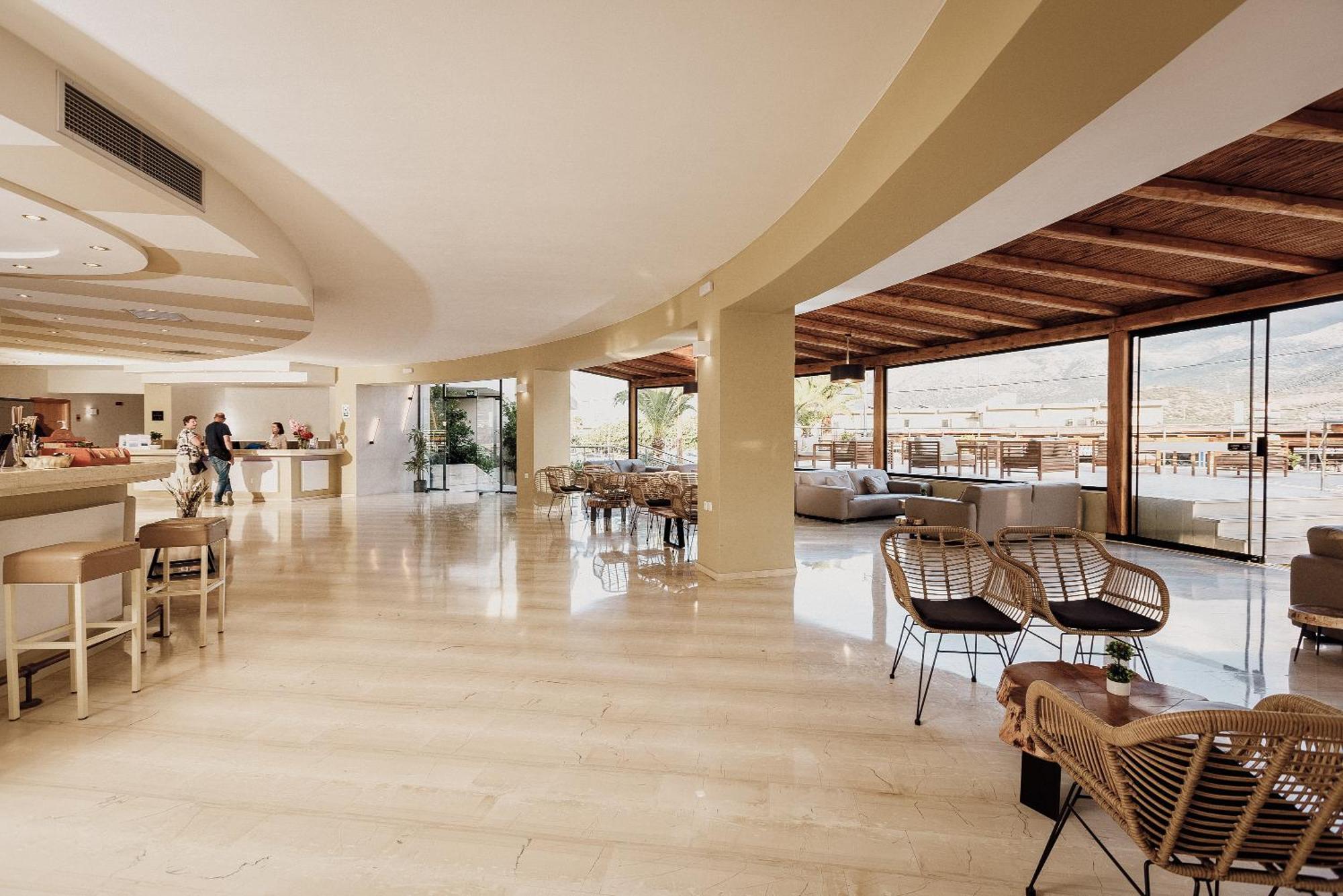 Bay Hotel&bungalows Hotel